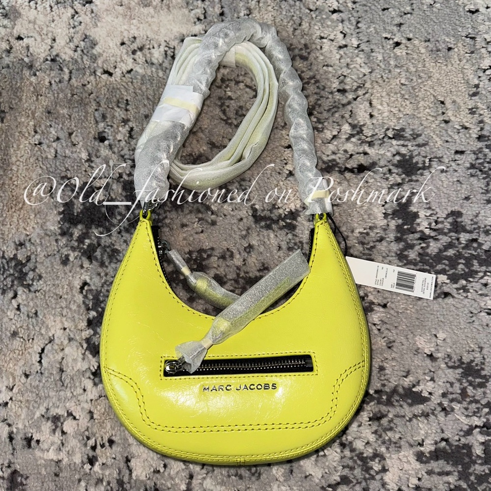 MARC JACOBS Leather Crescent Bag - Limoncello - Picture 7 of 12